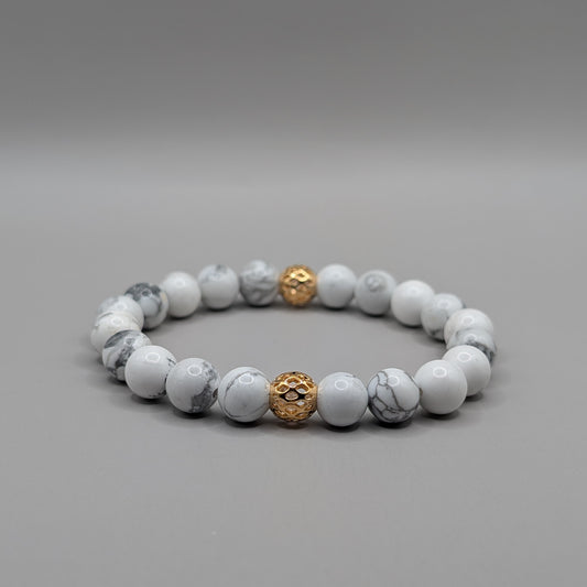 Howlite & Gold Plated Bracelet - 8mm Polished